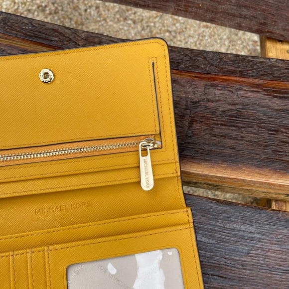 Wallet - Picture 4 of 5